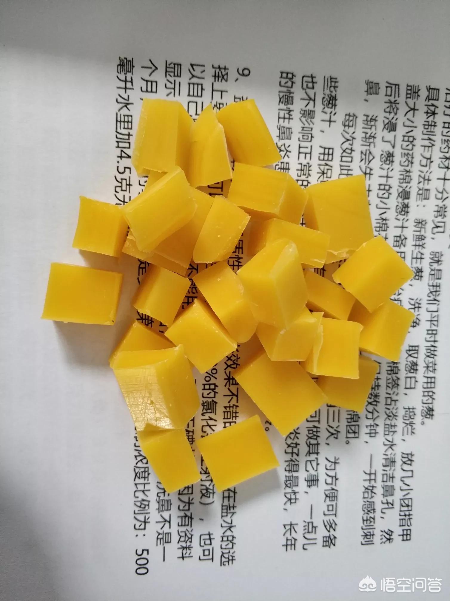 能够制造蜂蜡的是哪种类型的蜜蜂_能够制造蜂蜡的是哪种类型的蜜蜂?蜂后雄蜂工蜂都不是