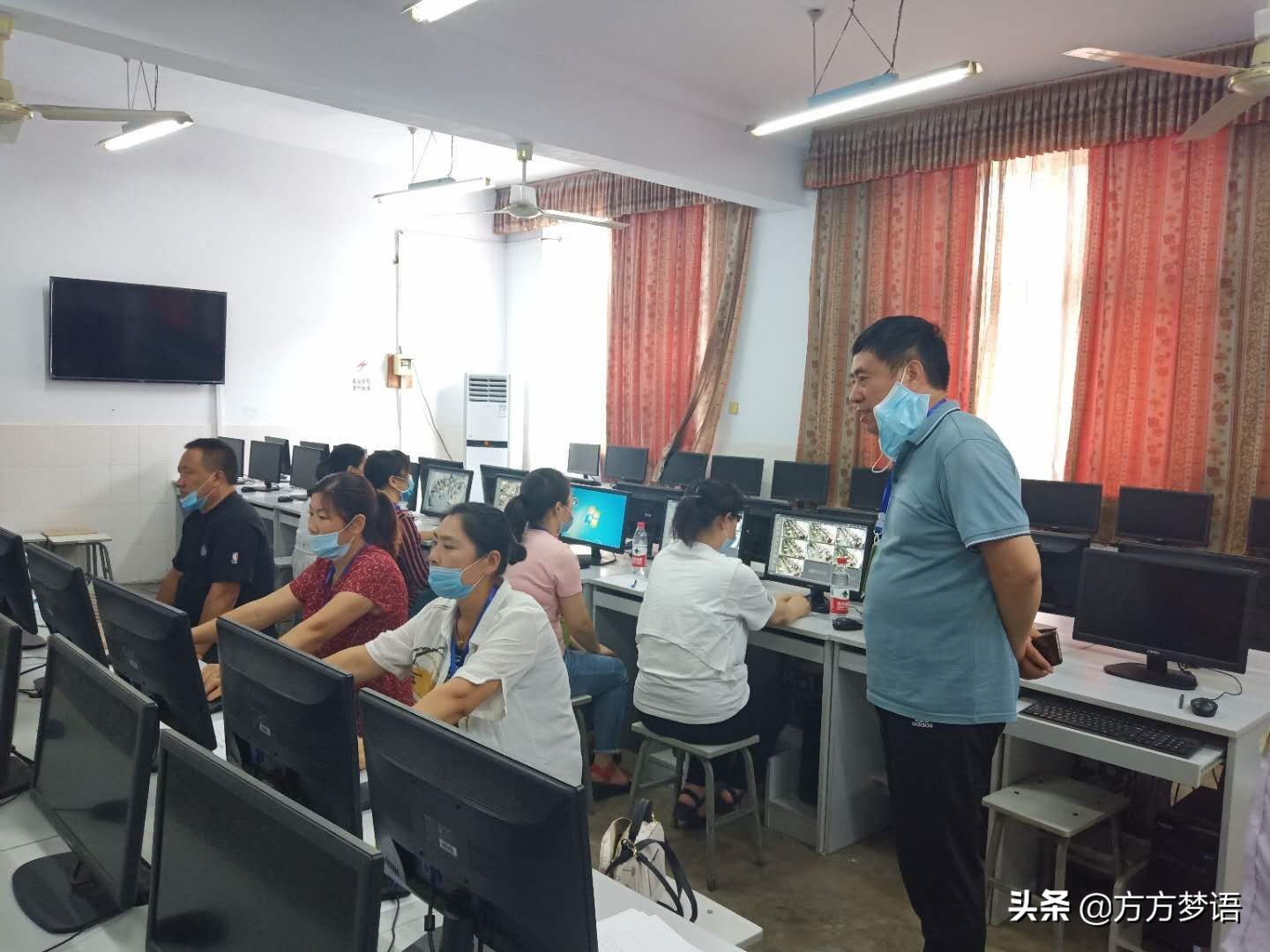 哥咱家有钱了_哥咱家有钱了是什么意思