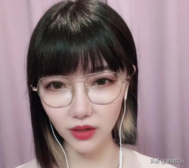 郑女士什么梗_郑女士是啥
