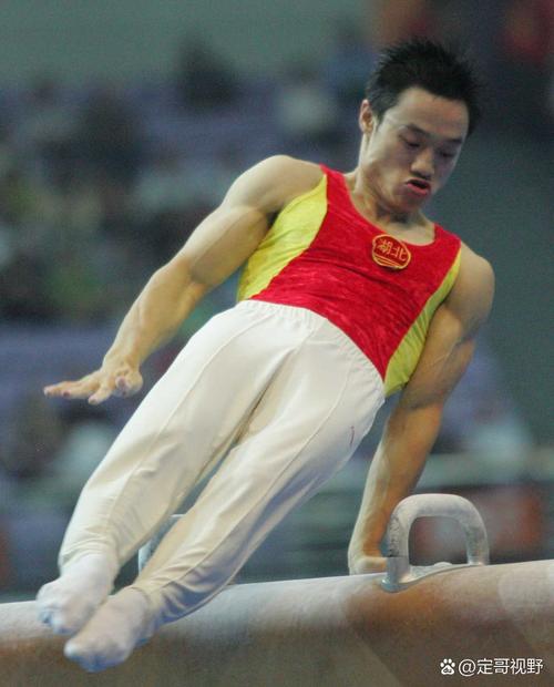 中国第一枚体操金牌获得者_中国第一枚体操金牌获得者是谁