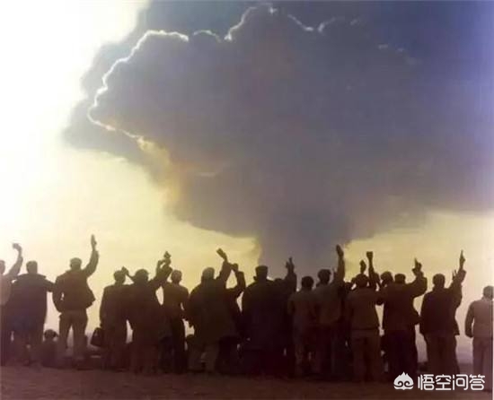 我国第一颗原子弹的名字_第一颗原子叫什么名