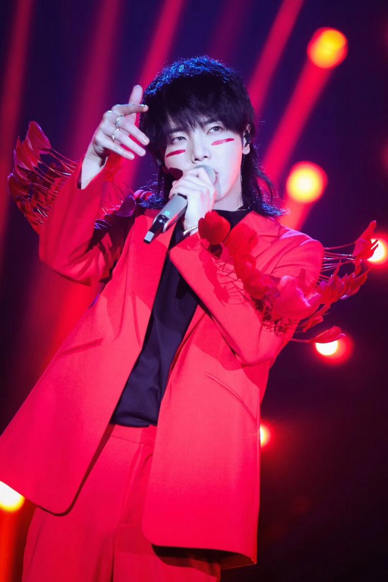 哥谭华晨宇_哥谭华晨宇歌词