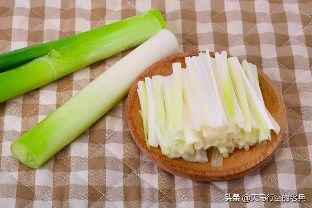下面哪位诗人有机会吃到辣椒_下边哪位诗人有机会吃到辣椒